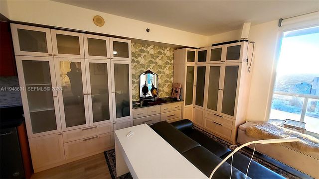 50 Biscayne Blvd 4603, Miami, FL 33132