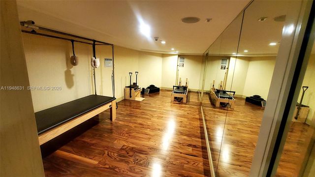 50 Biscayne Blvd 4603, Miami, FL 33132