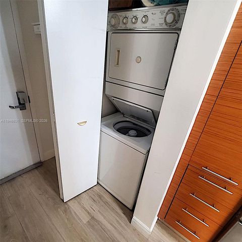 50 Biscayne Blvd 4603, Miami, FL 33132