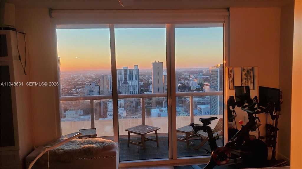 50 Biscayne Blvd 4603, Miami, FL 33132