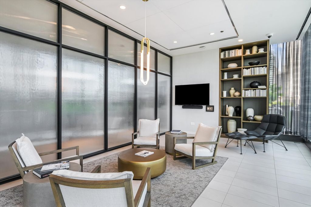 Image 22 of property listing at 211 N Harbor Drive 4107, Chicago, IL 60601