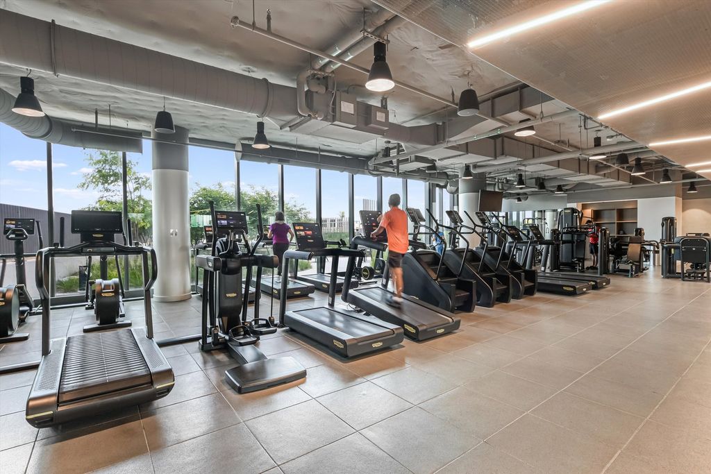 Image 43 of property listing at 211 N Harbor Drive 4107, Chicago, IL 60601