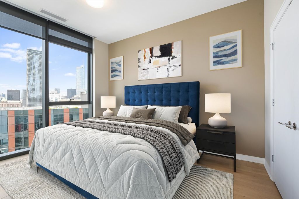 Image 10 of property listing at 211 N Harbor Drive 4107, Chicago, IL 60601