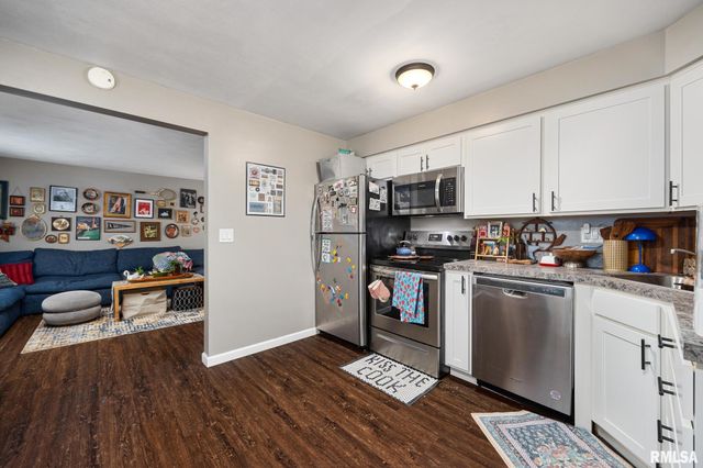 601 DEVONSHIRE Road, Washington, IL 61571