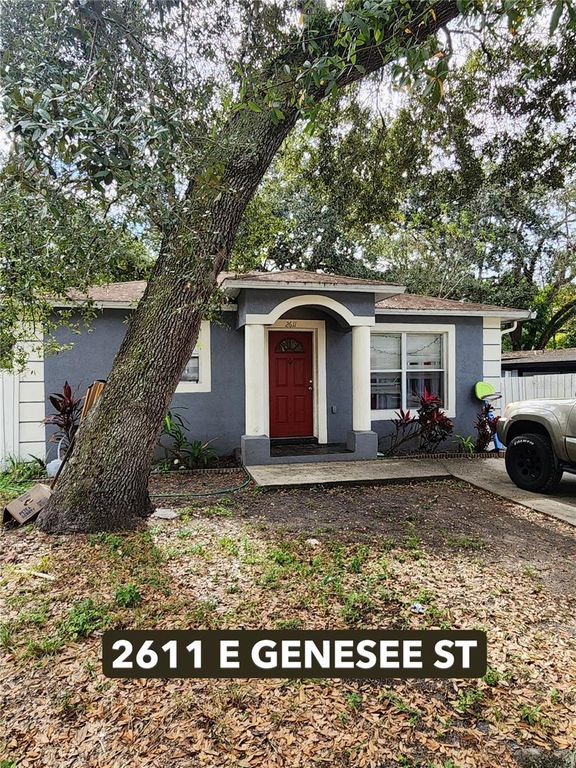 Image 6 of property listing at 8305 N 14TH STREET, Tampa, FL 33604