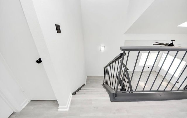 7842 Poitiers Drive, Houston, TX 77071