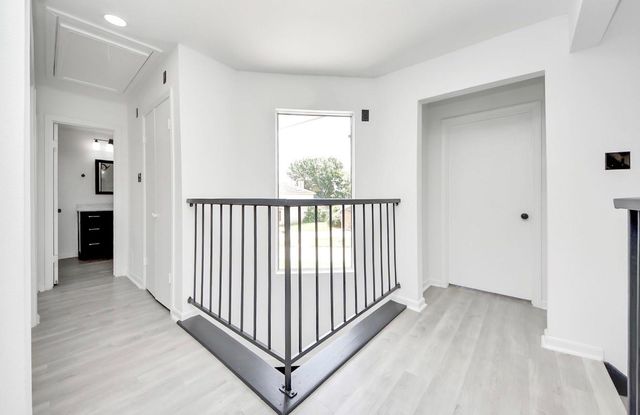 7842 Poitiers Drive, Houston, TX 77071