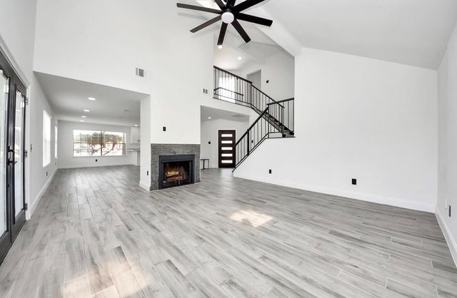 7842 Poitiers Drive, Houston, TX 77071
