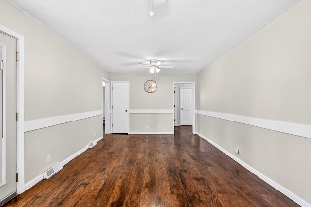 541 S Villa Rose Avenue, Springfield, MO 65802