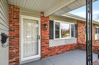 541 S Villa Rose Avenue, Springfield, MO 65802