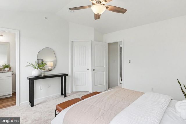 308 AVON DR, Red Lion, PA 17356