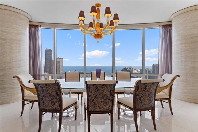 401 N Wabash Avenue 48A, Chicago, IL 60611