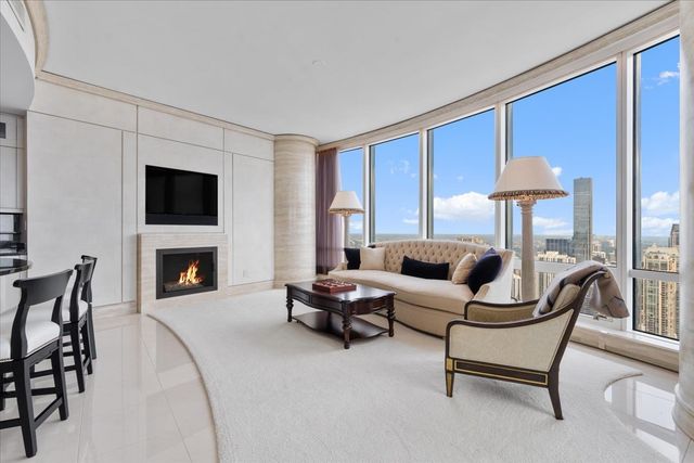 401 N Wabash Avenue 48A, Chicago, IL 60611