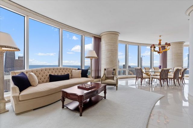 401 N Wabash Avenue 48A, Chicago, IL 60611
