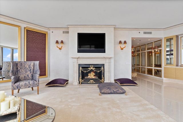 401 N Wabash Avenue 48A, Chicago, IL 60611