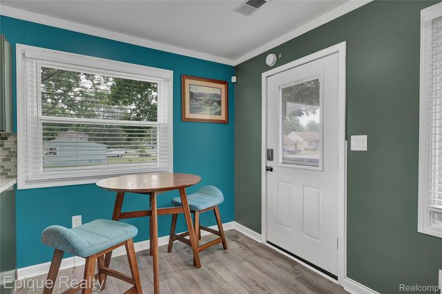 6201 Mercury Avenue, Burton, MI 48509