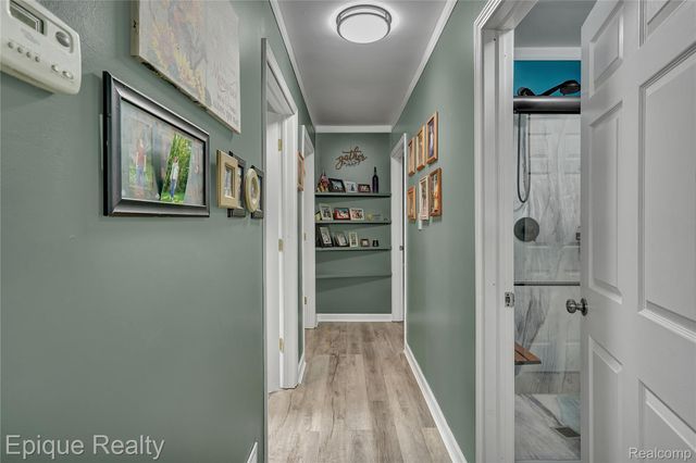 6201 Mercury Avenue, Burton, MI 48509
