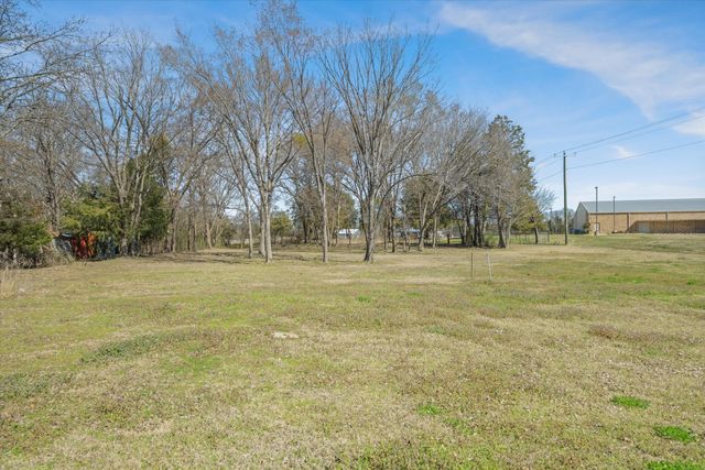 705 E Pine St Street, Edgewood, TX 75117