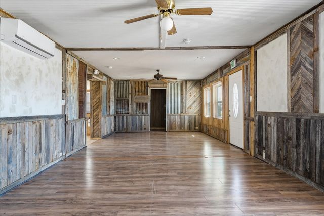 705 E Pine St Street, Edgewood, TX 75117