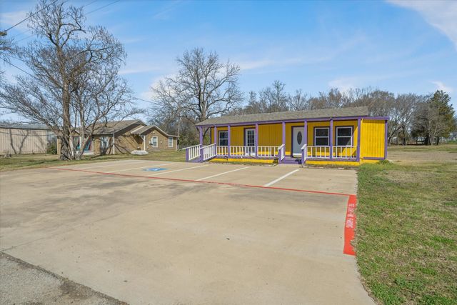 705 E Pine St Street, Edgewood, TX 75117