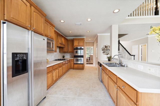 1818 Cross Spring Drive, Sugar Land, TX 77479