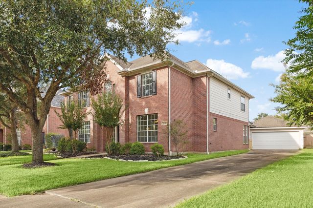 1818 Cross Spring Drive, Sugar Land, TX 77479