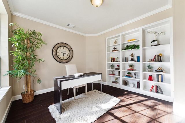 1818 Cross Spring Drive, Sugar Land, TX 77479