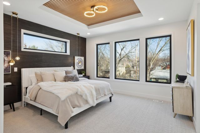 6908 Paiute Circle, Edina, MN 55439