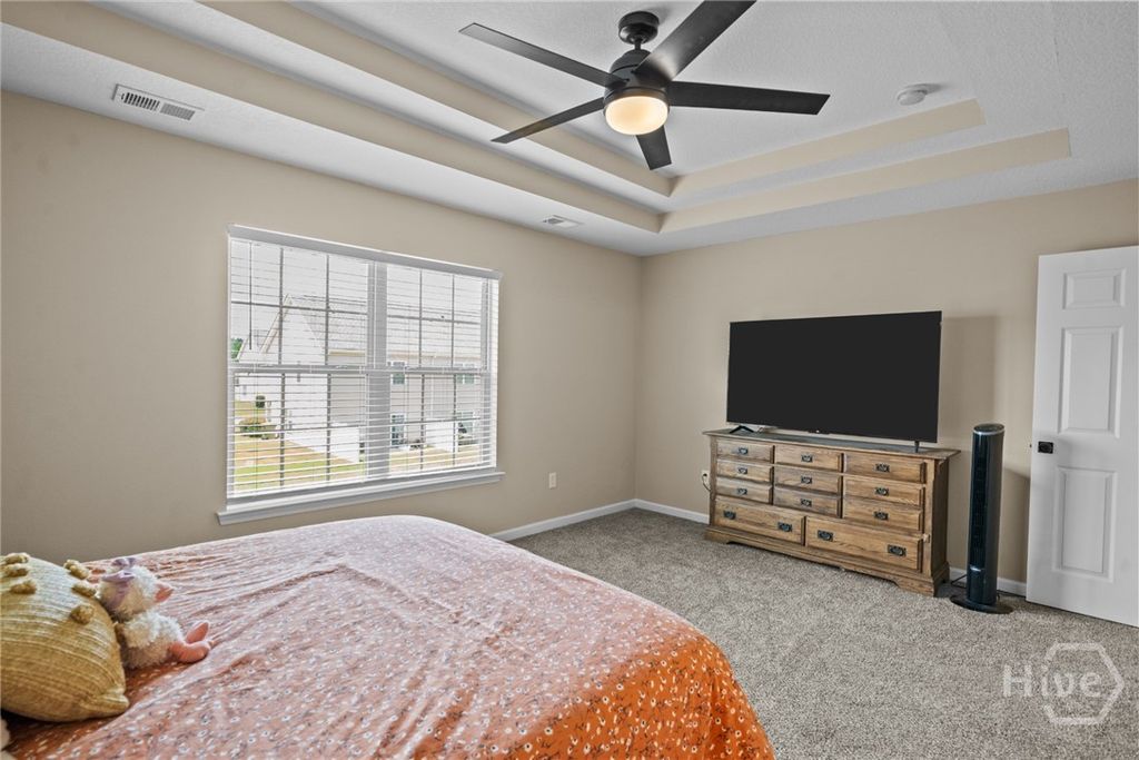 Image 17 of property listing at 45 Canyon Oak Lp, Richmond Hill, GA 31324