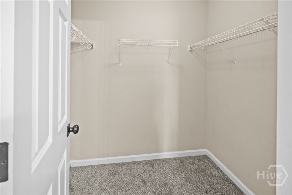 Image 23 of property listing at 45 Canyon Oak Lp, Richmond Hill, GA 31324