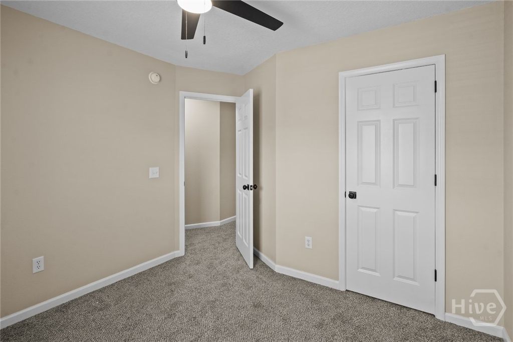 Image 31 of property listing at 45 Canyon Oak Lp, Richmond Hill, GA 31324
