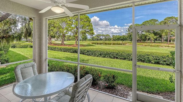 3374 W CHELMSFORD COURT 9, Sarasota, FL 34235