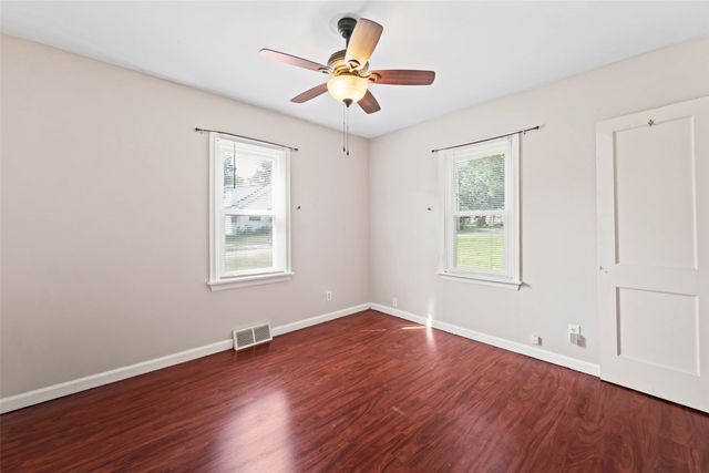 3100 E Ovid Avenue, Des Moines, IA 50317