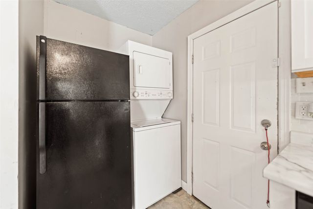 3100 E Ovid Avenue, Des Moines, IA 50317