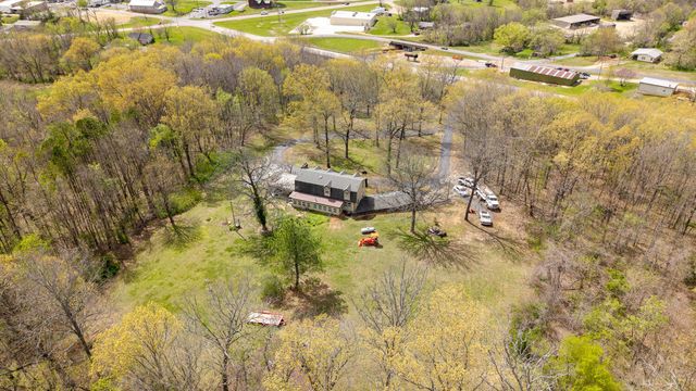 192 Mo 19, Alton, MO 65606