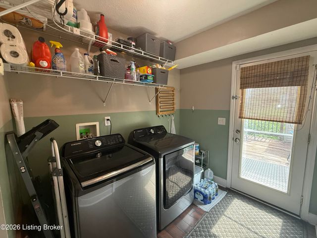 4820 Arroyo Trail, Louisville, KY 40229