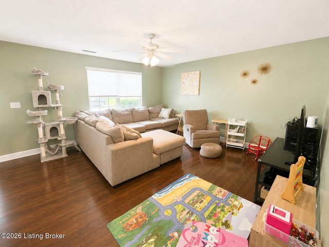 4820 Arroyo Trail, Louisville, KY 40229