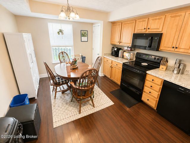 4820 Arroyo Trail, Louisville, KY 40229