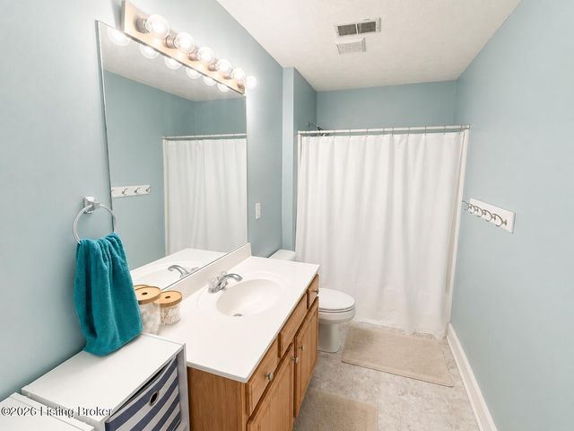 4820 Arroyo Trail, Louisville, KY 40229