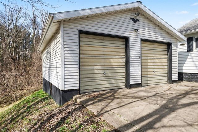 329 Chippewa Street, Buchanan, MI 49107