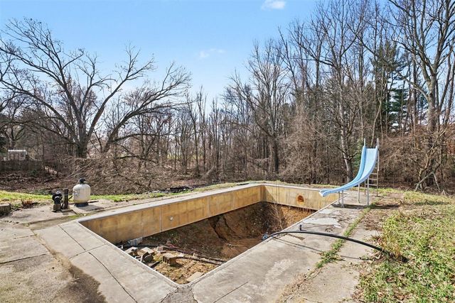 329 Chippewa Street, Buchanan, MI 49107