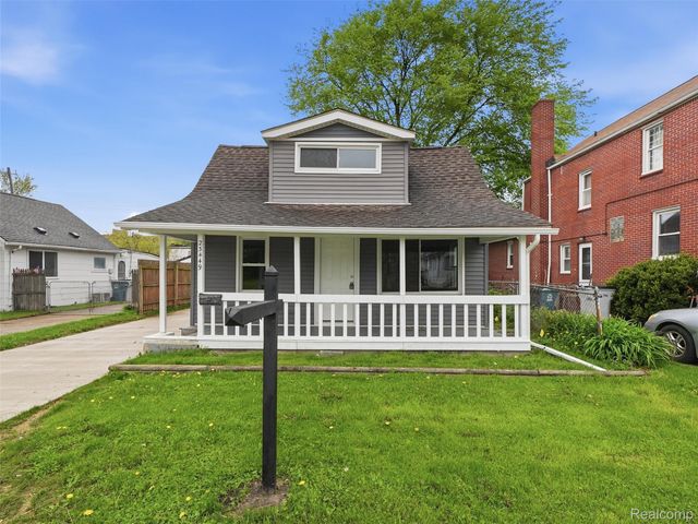 23449 Carlisle Avenue, Hazel Park, MI 48030