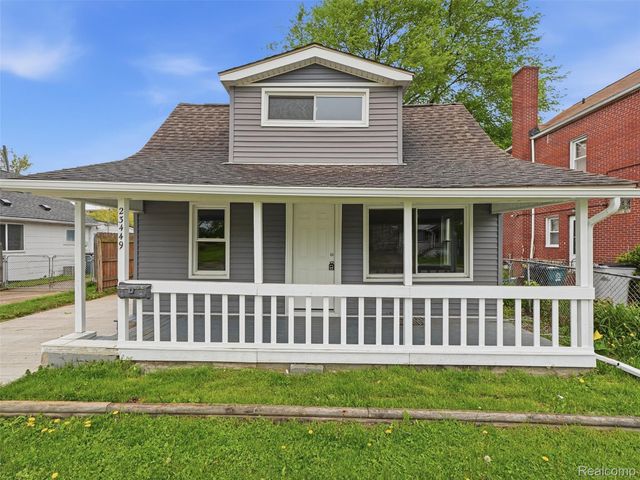 23449 Carlisle Avenue, Hazel Park, MI 48030