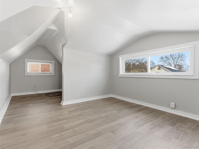 23449 Carlisle Avenue, Hazel Park, MI 48030