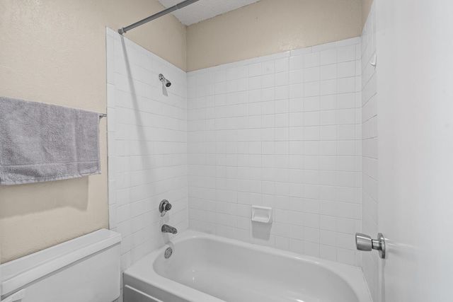 8633 Knoxville Drive, C27, Lubbock, TX 79423