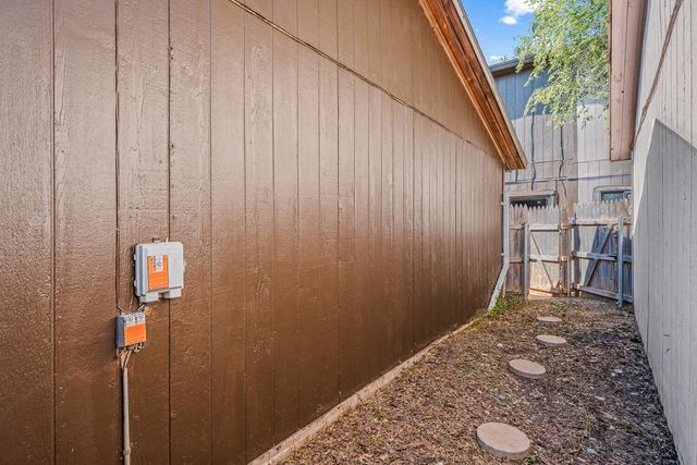 8633 Knoxville Drive, C27, Lubbock, TX 79423