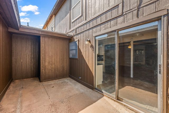 8633 Knoxville Drive, C27, Lubbock, TX 79423