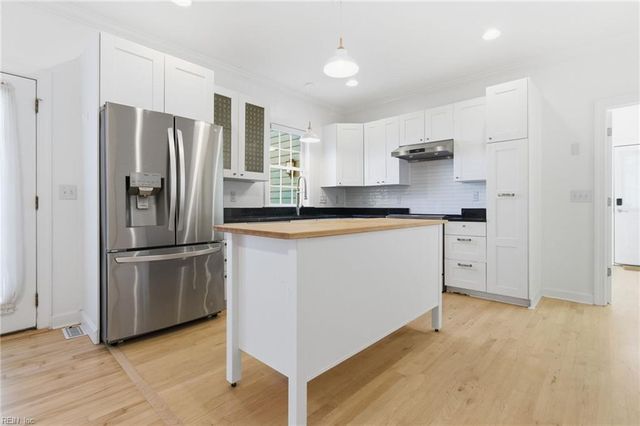 147 Country Club DR, Williamsburg, VA 23188