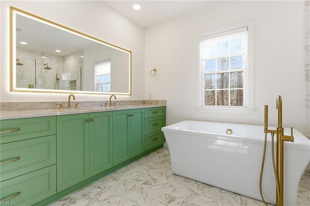 147 Country Club DR, Williamsburg, VA 23188