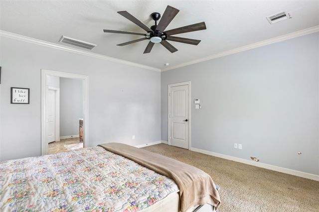 1922 Shark Court, Crosby, TX 77532
